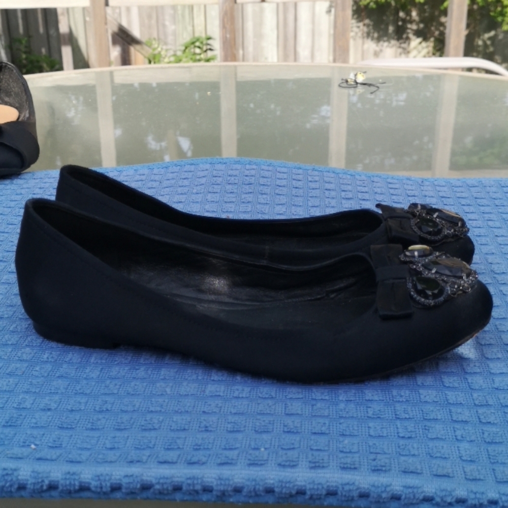 Shoes - Picture 2 of 3
